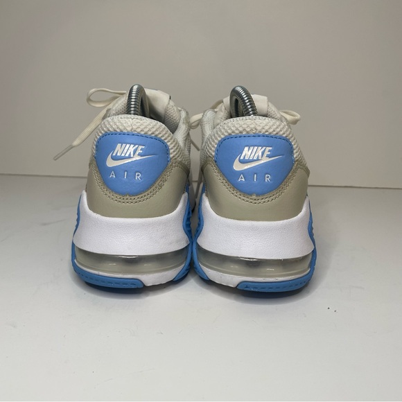 Nike White and Blue Air Max Sneakers with Cushioning - Picture 5 of 10